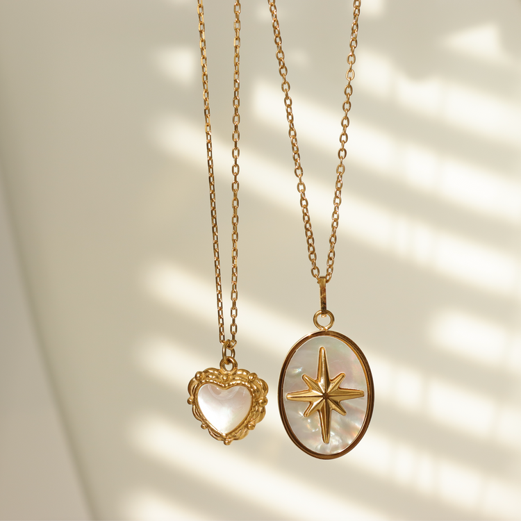 WHITE STONE NECKLACE