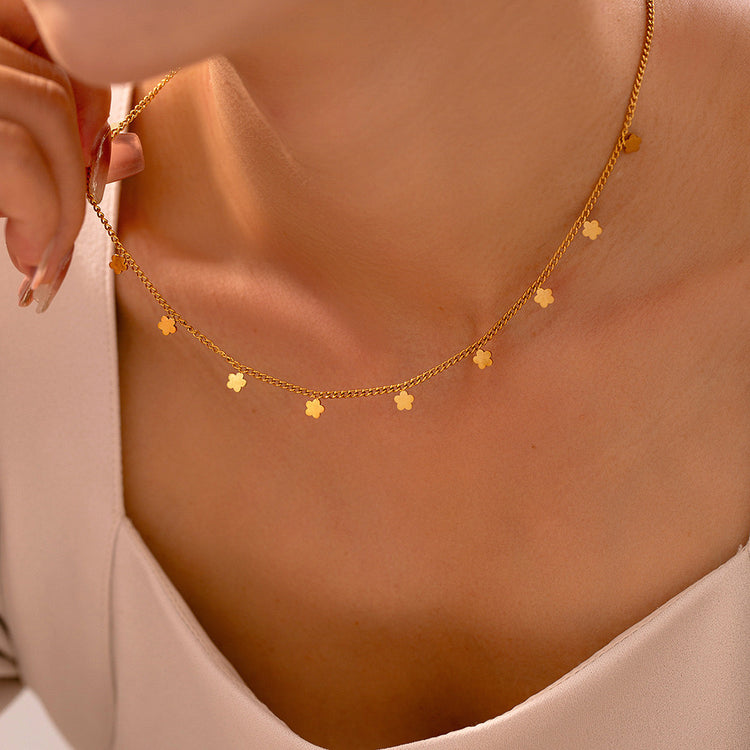 MINI FLOWER CHAIN NECKLACE