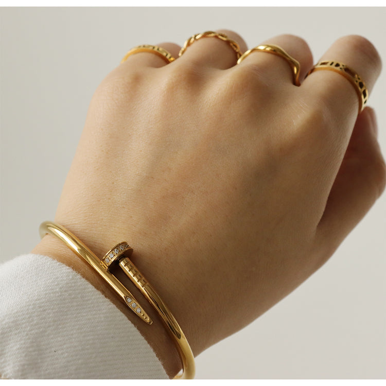 CARDI BRACELET