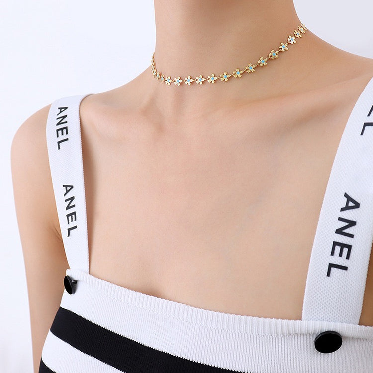 BLUE DOT NECKLACE