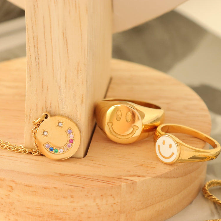 RAINBOW SMILE GOLD NECKLACE
