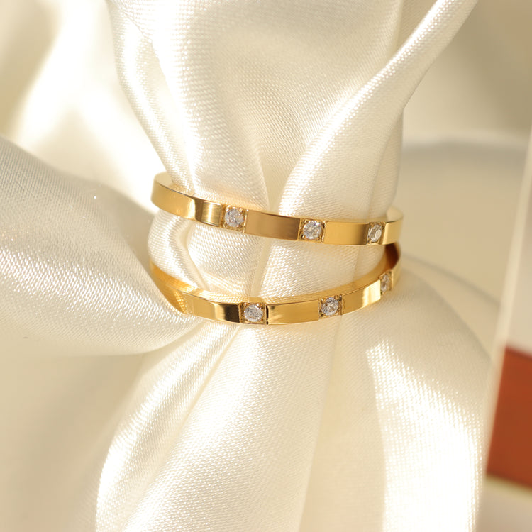 STAR STACKING RING 1 PCS