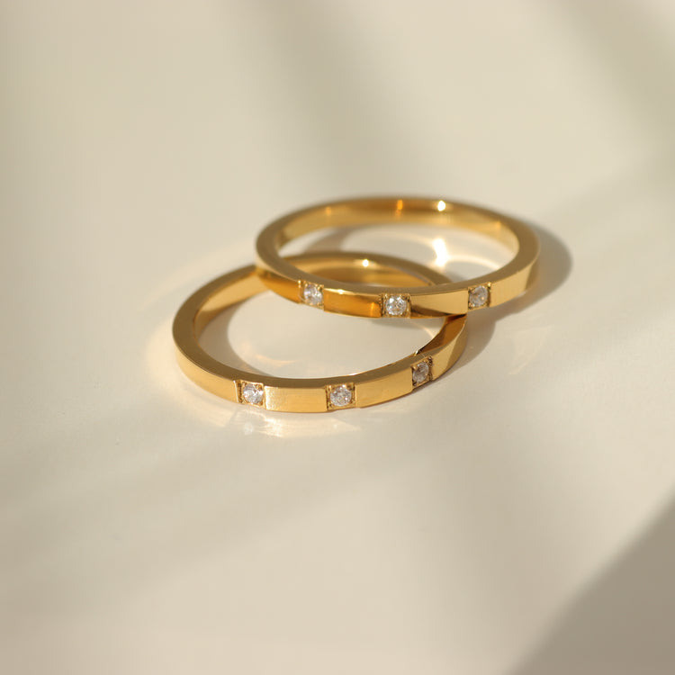 STAR STACKING RING 1 PCS
