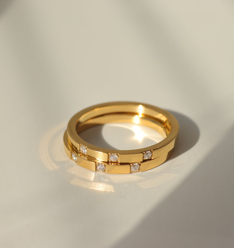 STAR STACKING RING 1 PCS