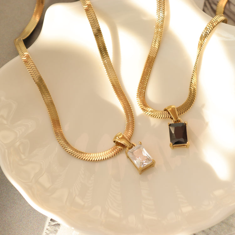 FANTANA SNAKE CHAIN NECKLACE