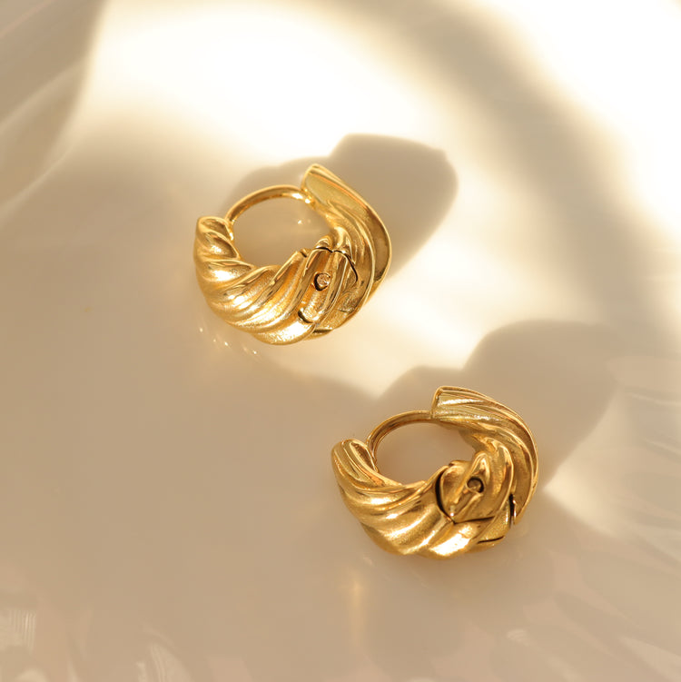 TWIST CROISSANT EARRINGS