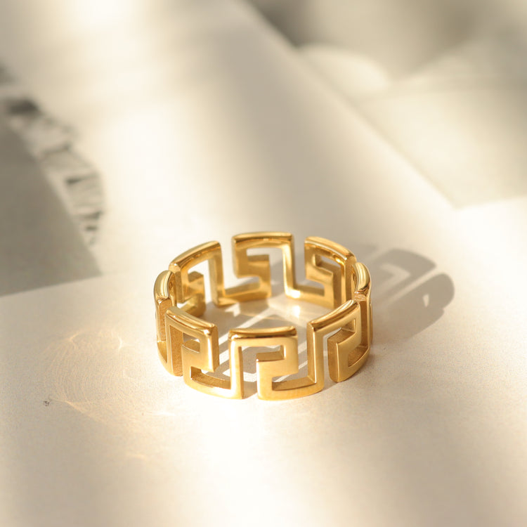 GREEK STYLE GOLD RING