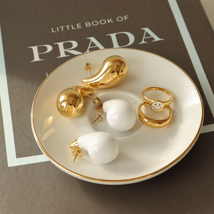 AVAN GOLD EARRINGS