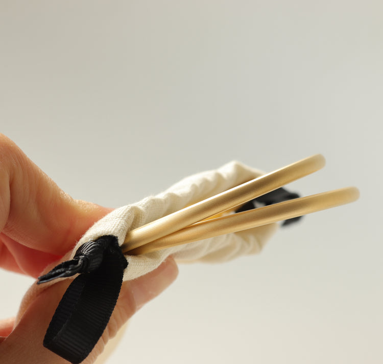 MINIMALISM GOLD BANGLE