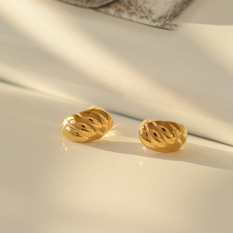 TWIST GOLD EARRINGS