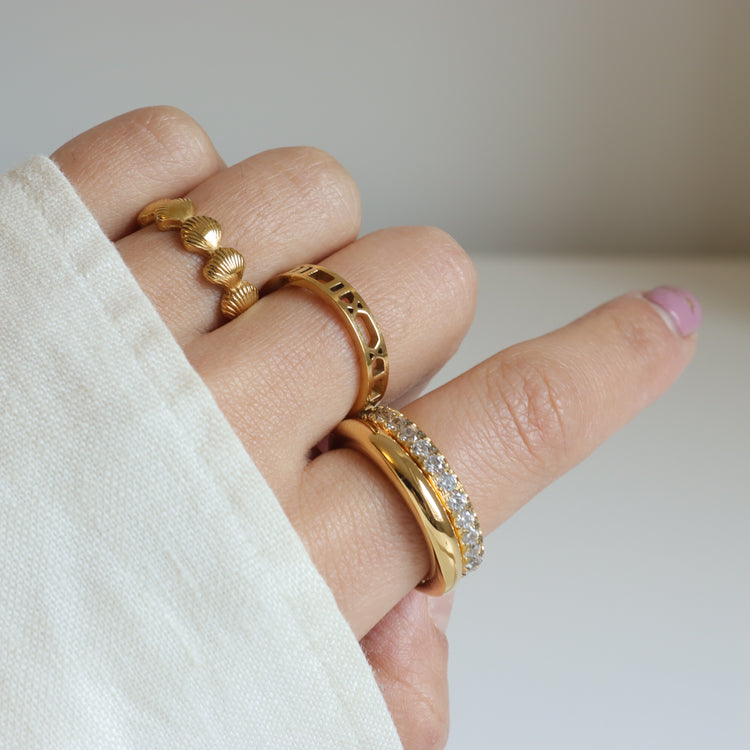 SEASHELL RING