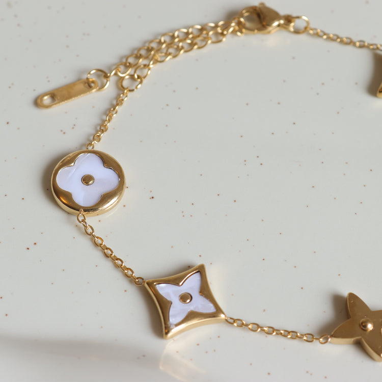 FLOWER BRACELET
