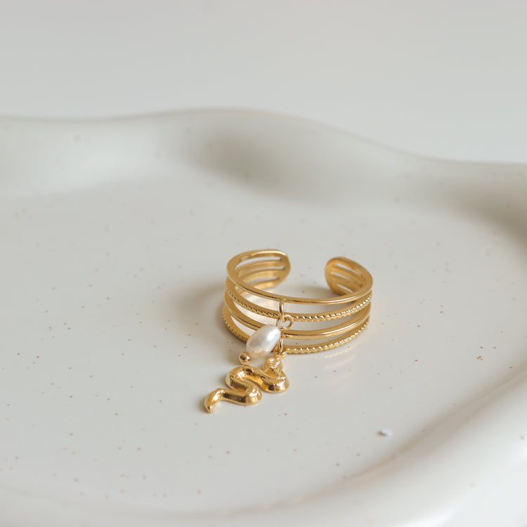 SNAKE PEARL PENDANT RING