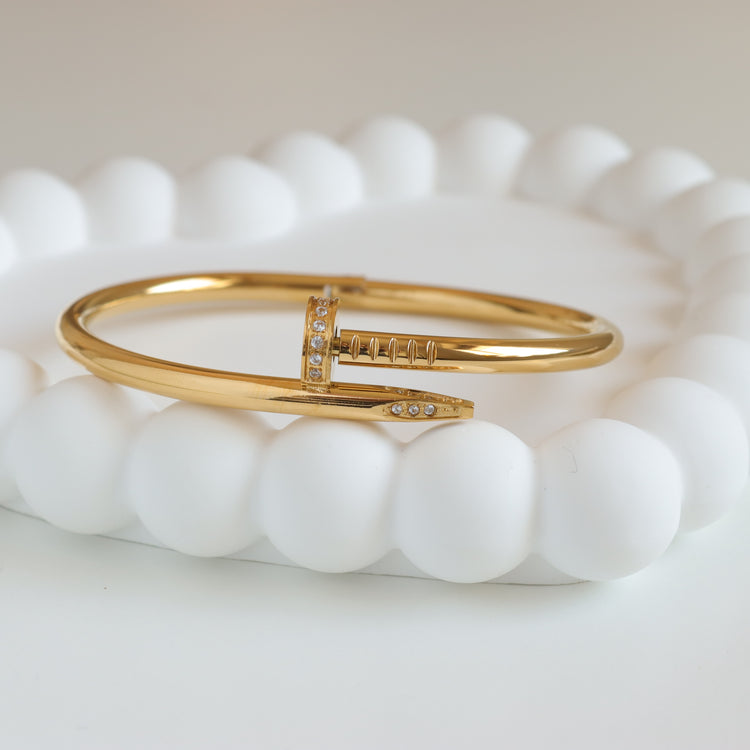 CARDI BANGLE