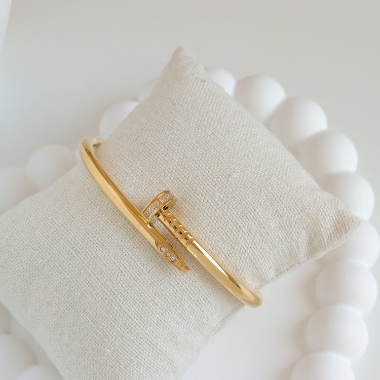 CARDI BANGLE