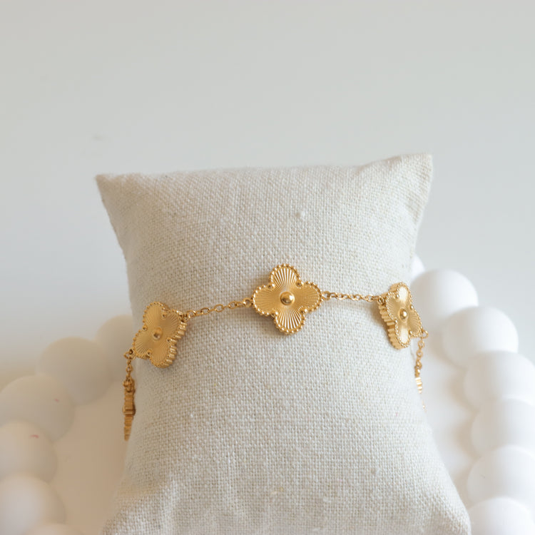 FLOWER BRACELET