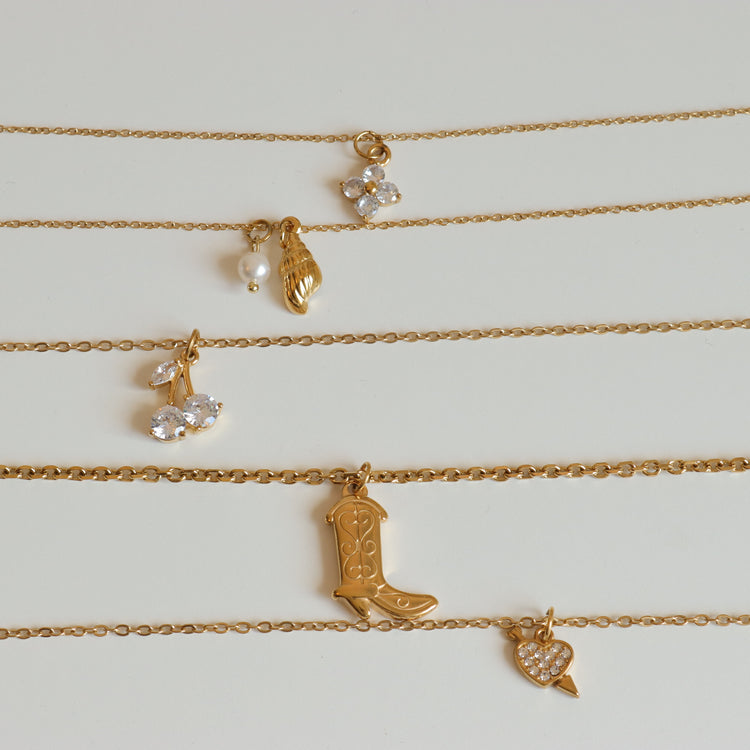 FLOWER GOLD NECKLACE