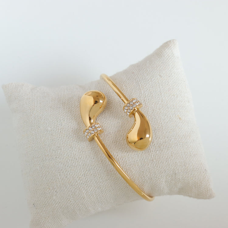 GOLD AMELIA BANGLE
