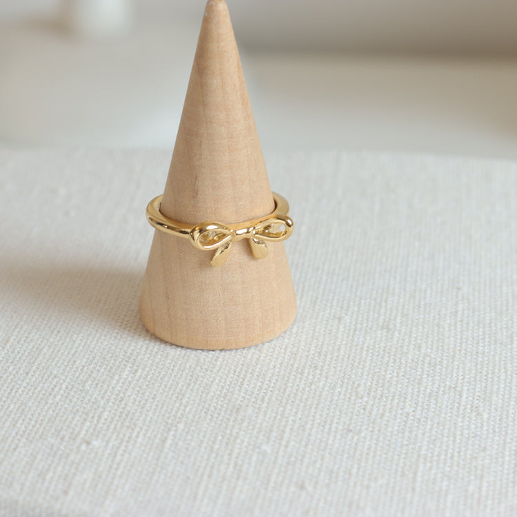 BOW GOLD RING