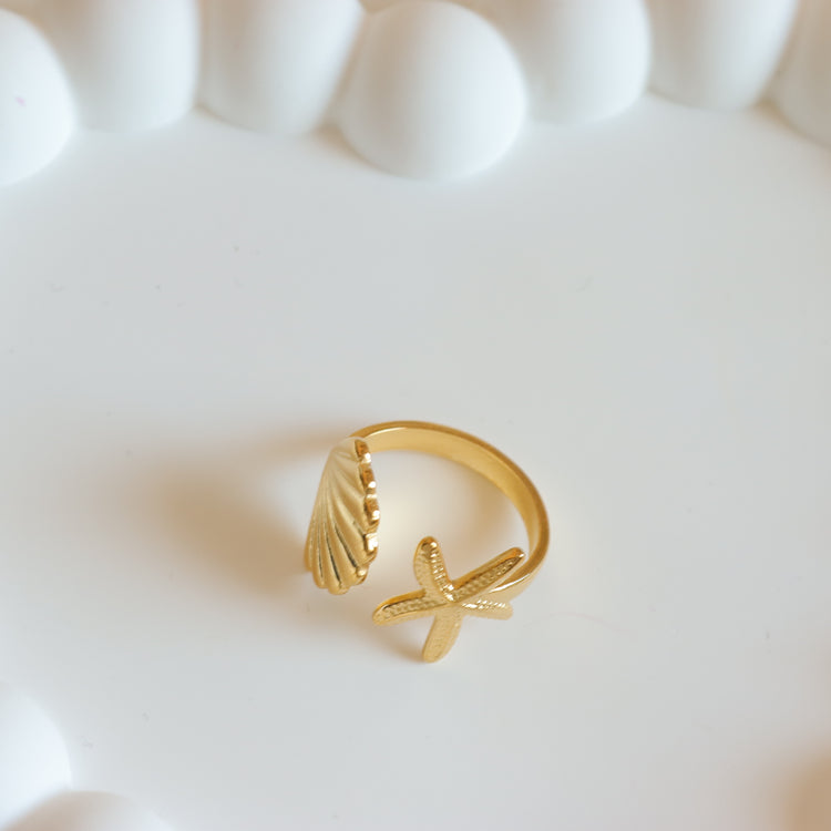 STAR SHELL GOLD RING
