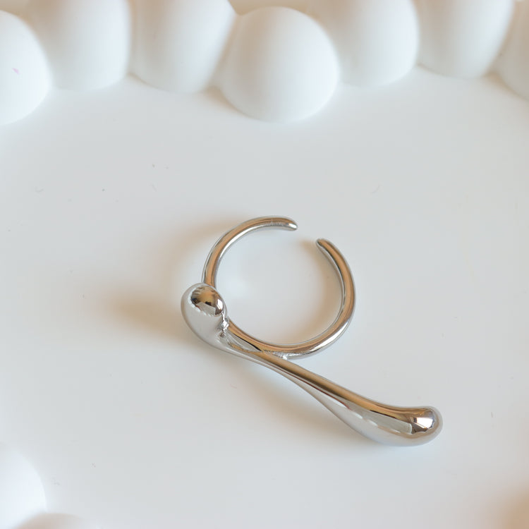 IRREGULAR SILVER RING
