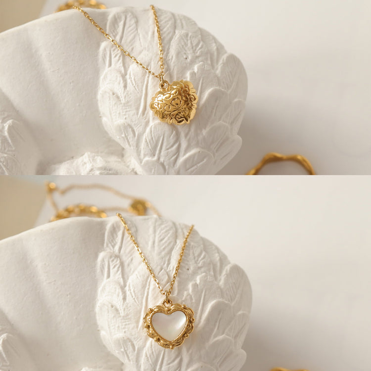 WHITE STONE NECKLACE
