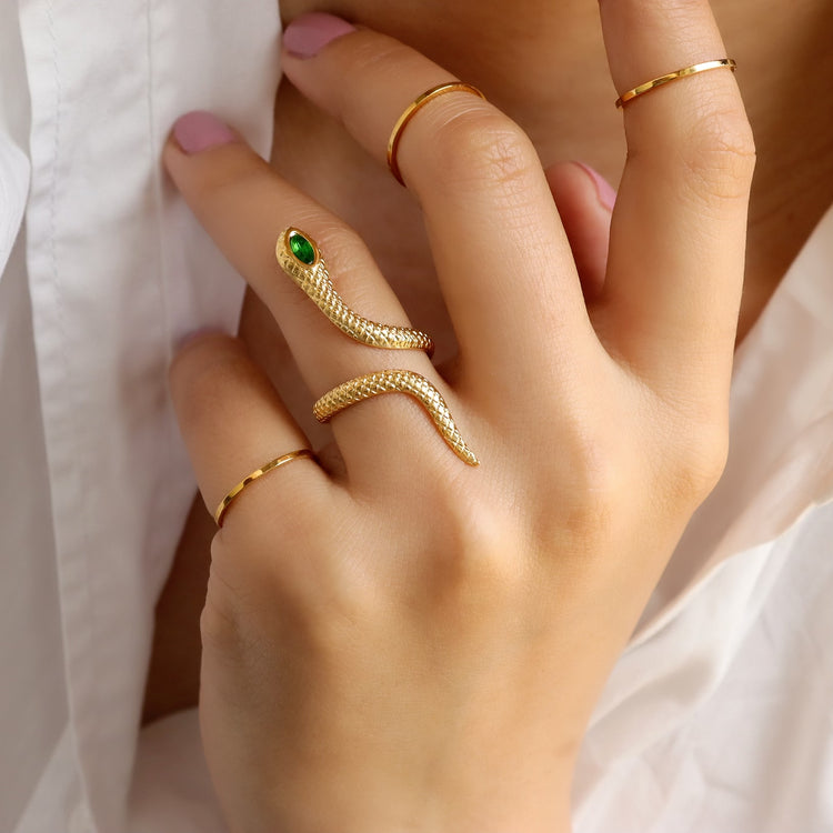SNAKE GOLD RING