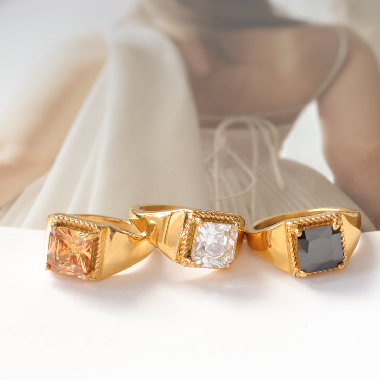 EMILY WHITE RING