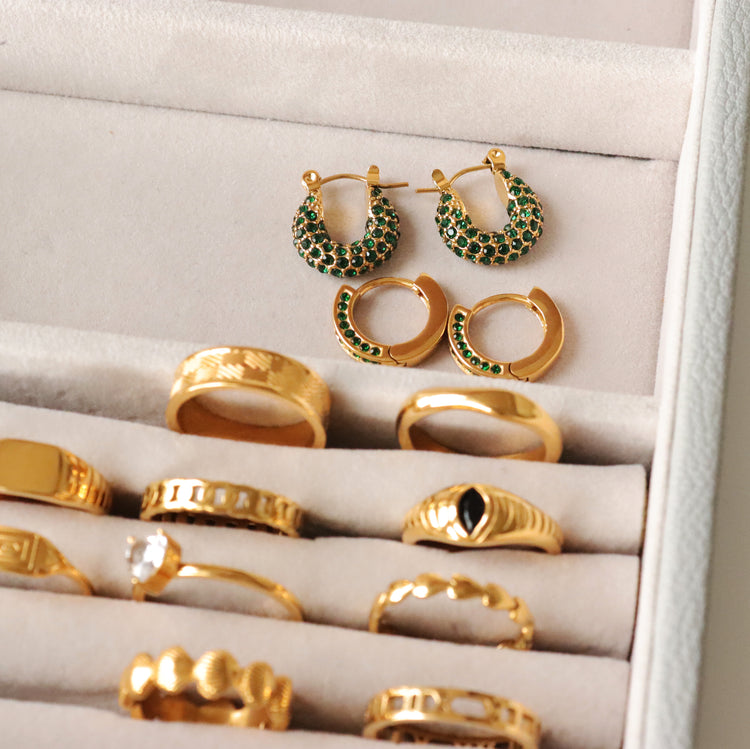 EMERALD 18K GOLD EARRINGS