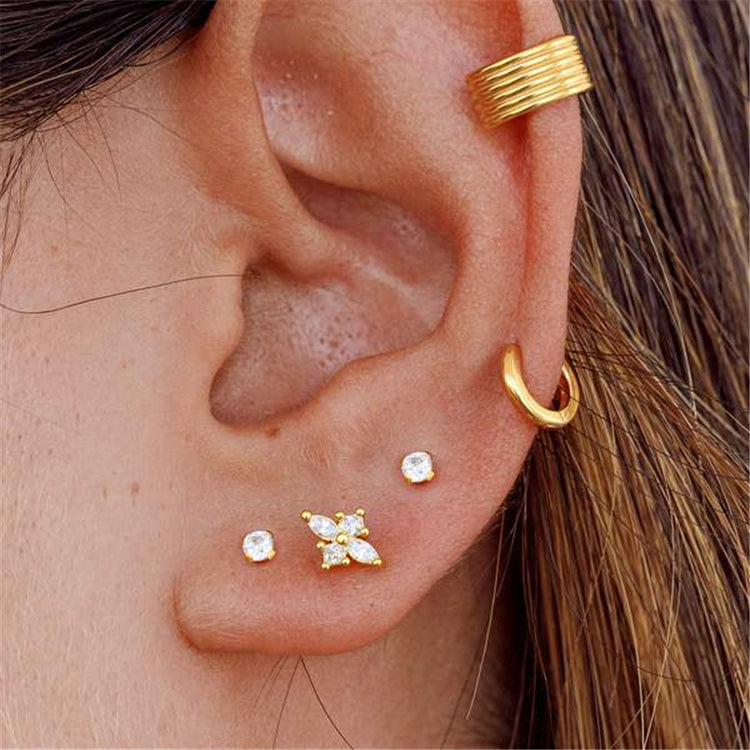 CRYSTAL STUD EARRINGS