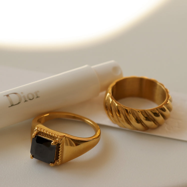 BETH GOLD RING-VENUS LOVES JEWELLERY