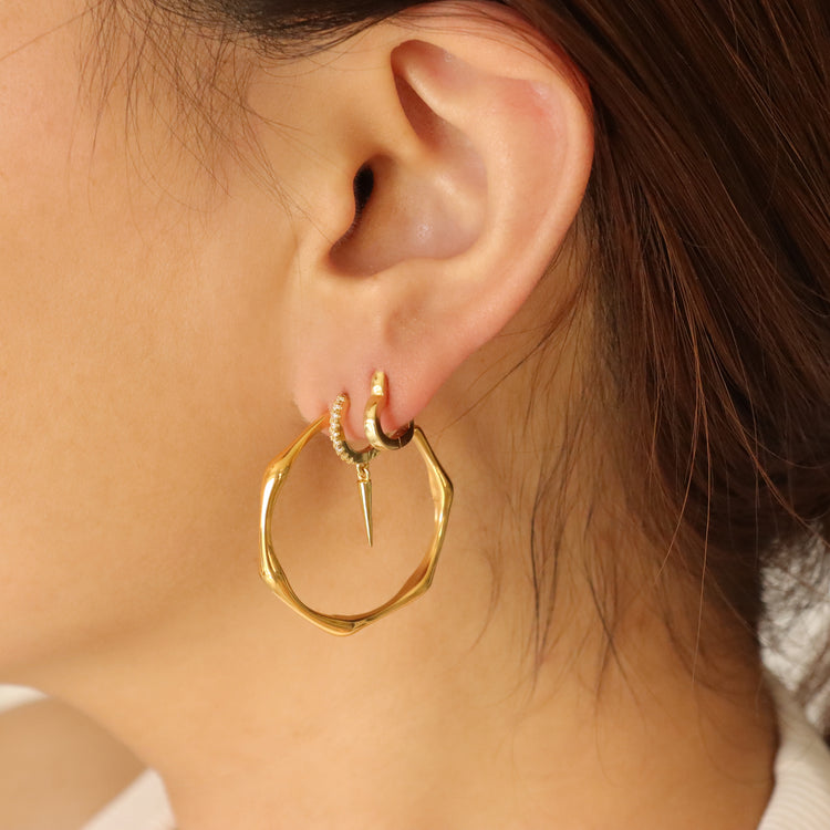 IRREGULAR STUD EARRINGS