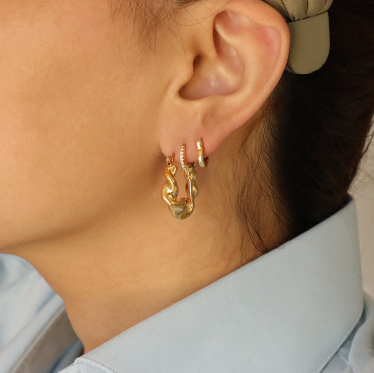 CROISSANT TWIST EARRINGS