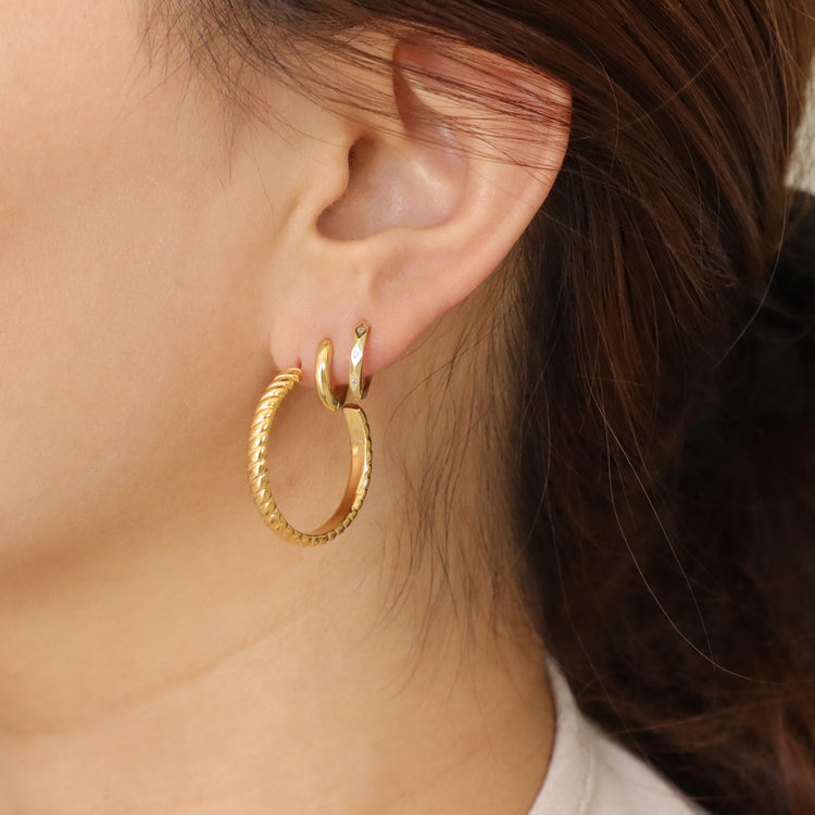 RIDGE EARRINGS
