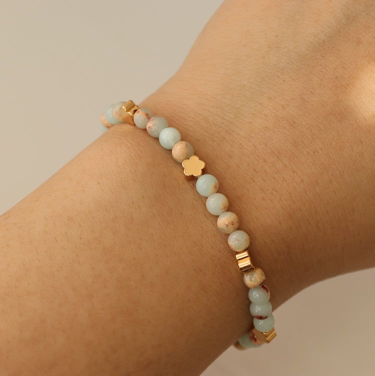 BLUE BEADS FLOWER BRACELET