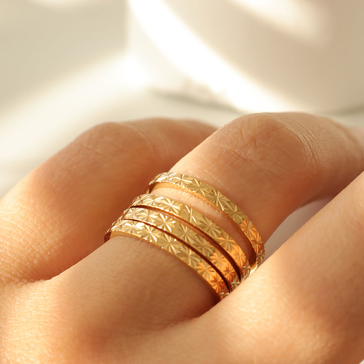 STAR BURST RING