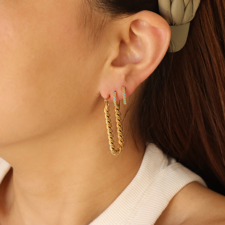 RECTANGULAR TWIST EARRINGS