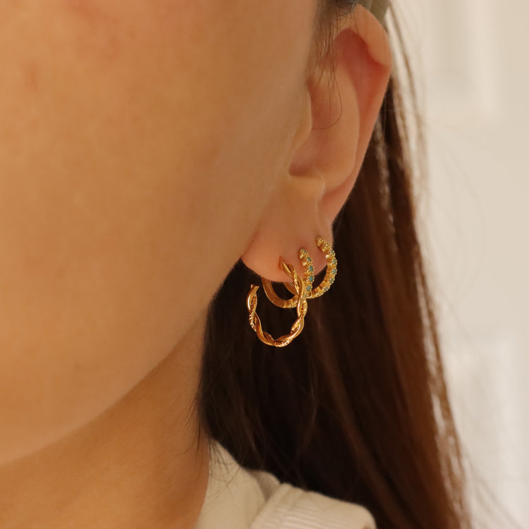 DAINTY TWIST EARRINGS