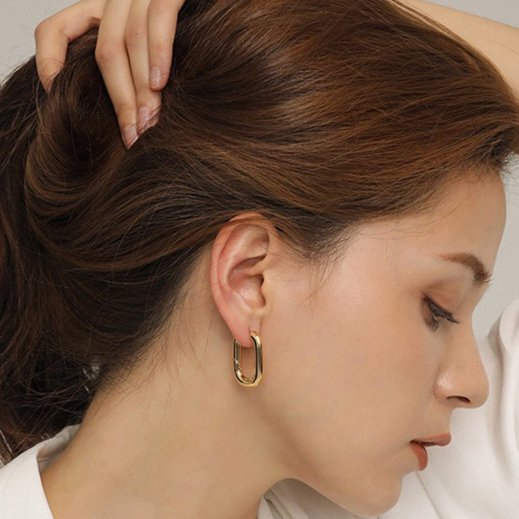 LINK UP HOOP EARRINGS