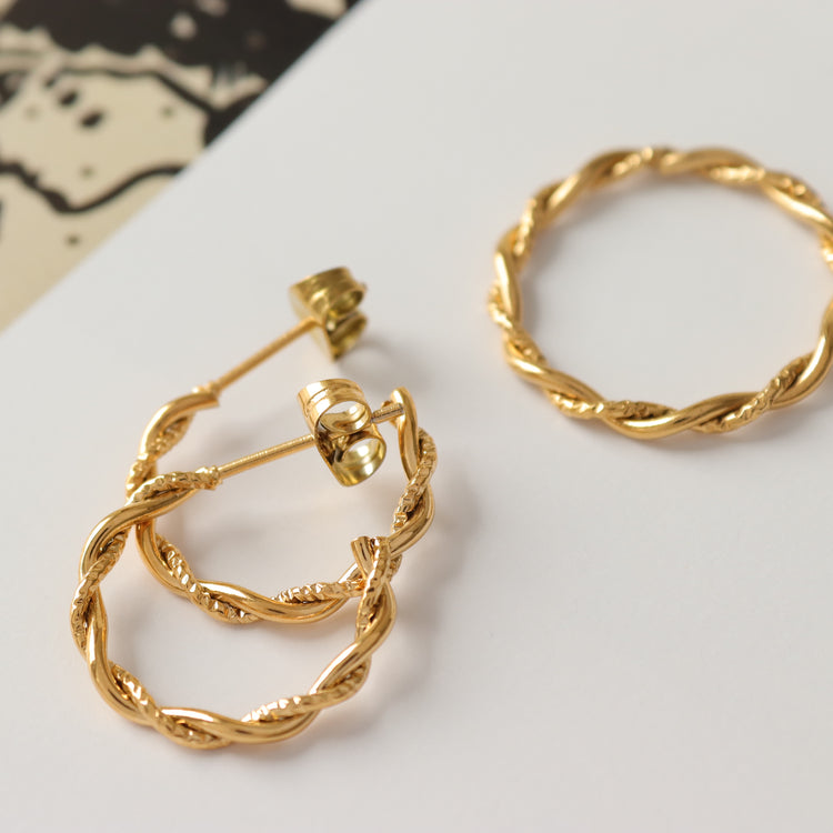 DAINTY TWIST EARRINGS