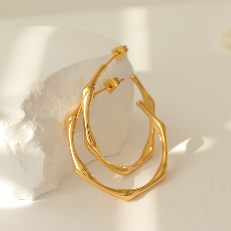 IRREGULAR STUD EARRINGS
