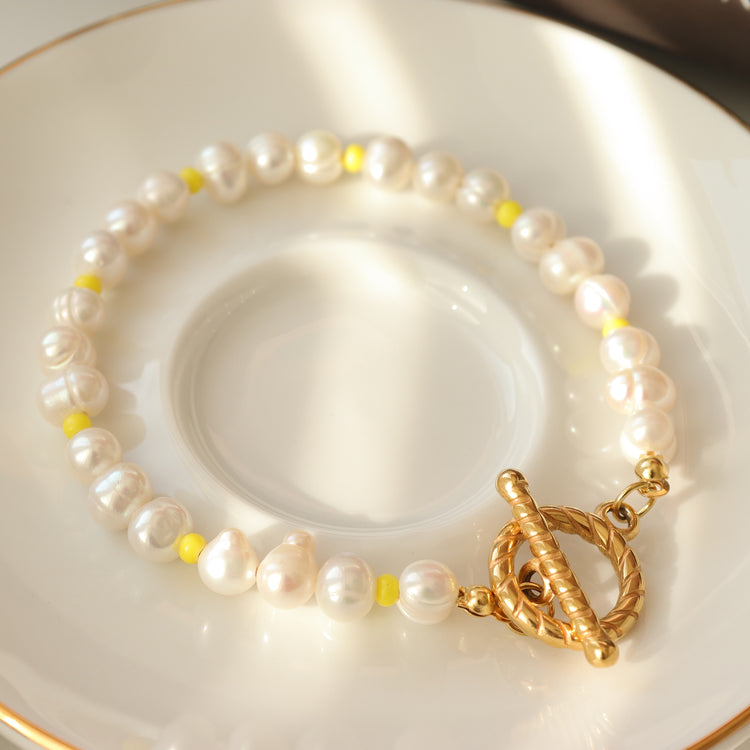 YELLOW BEADED PEARL BRACELET
