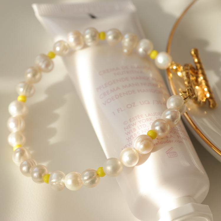 YELLOW BEADED PEARL BRACELET