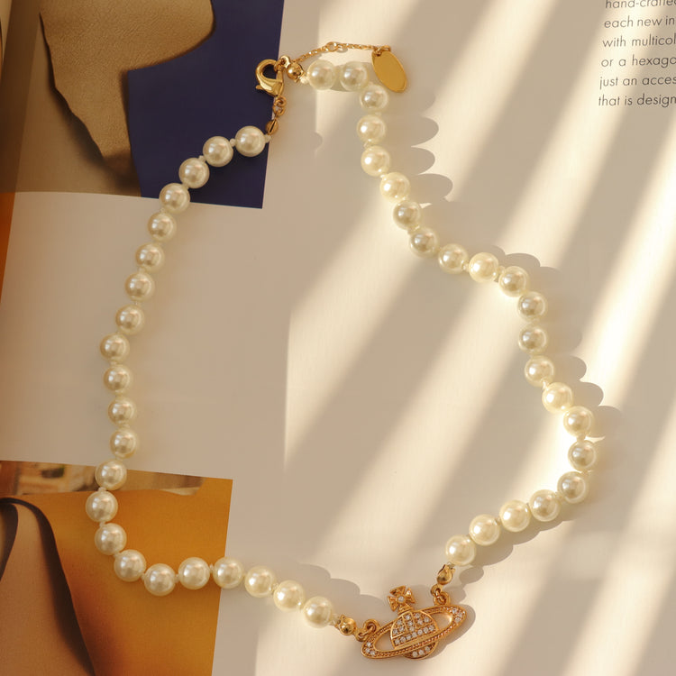 UNIVERSE NECKLACE