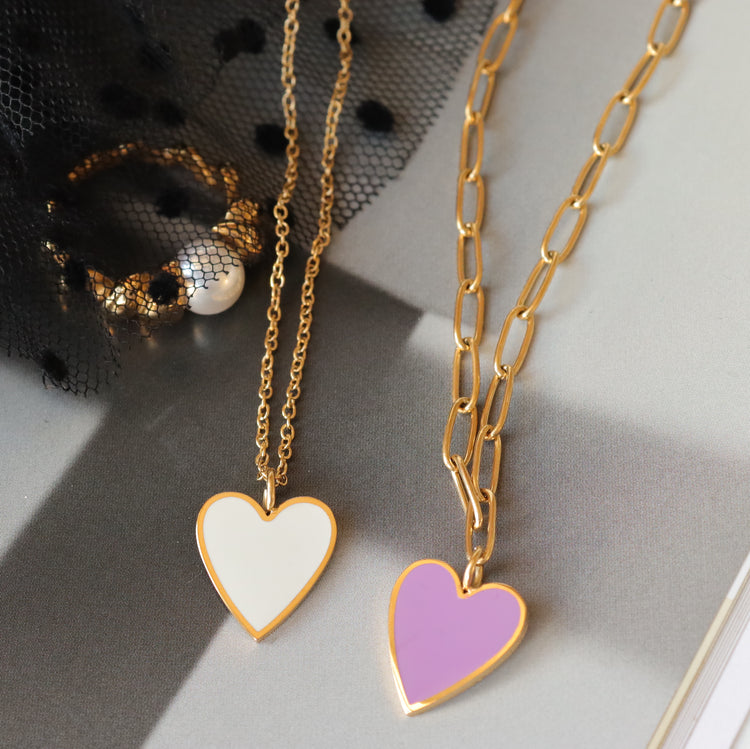 WHITE HEART NECKLACE