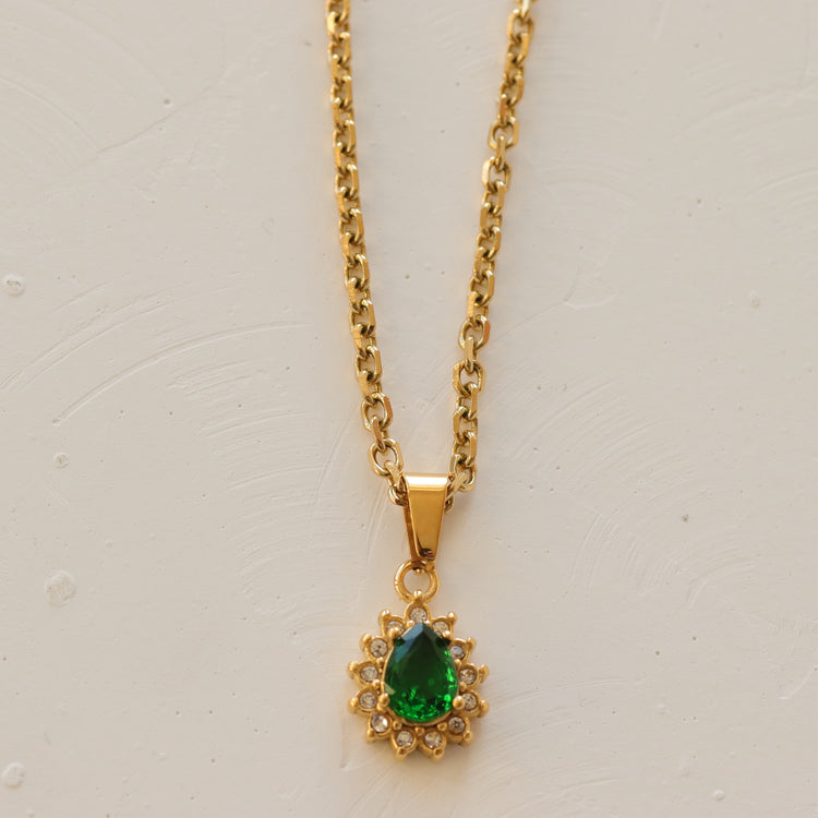 GREEN VICTORIA NECKLACE