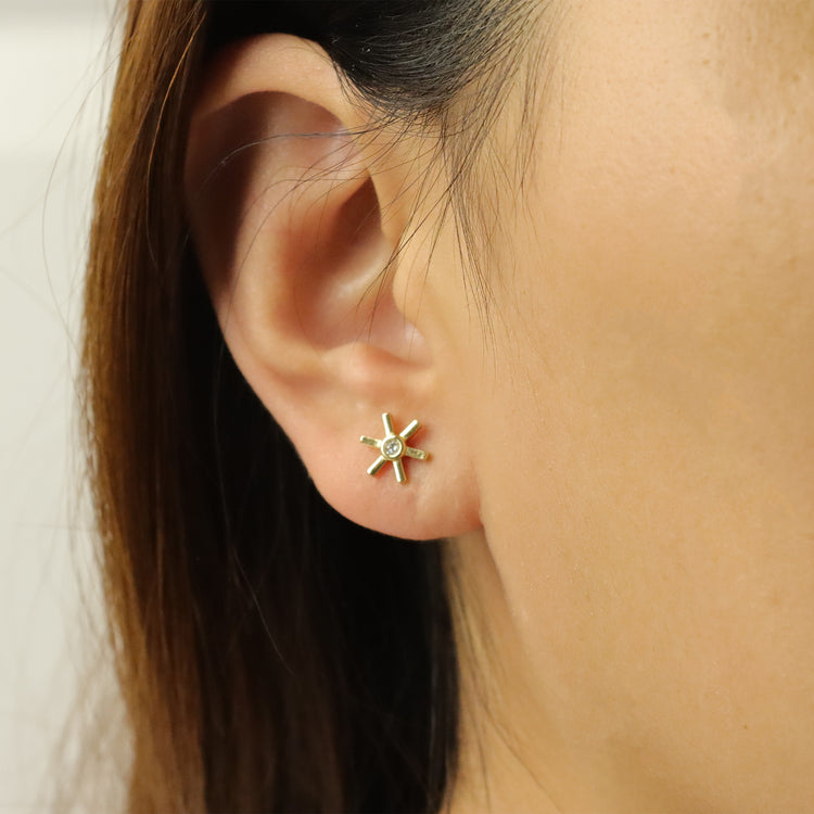 BURST STUD EARRINGS