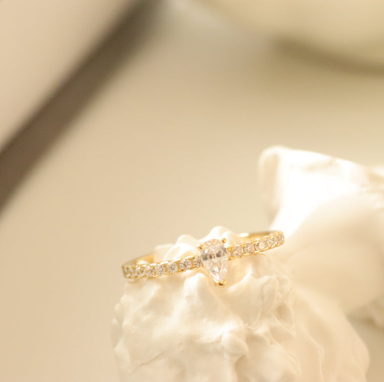 ENGAGEMENT BAND RING
