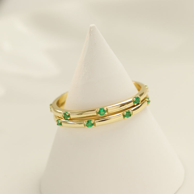 EMERALD DAZZLING BAND RING