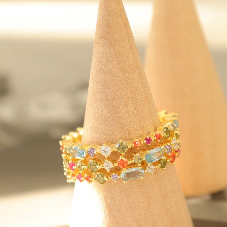 RAINBOW BAND RING